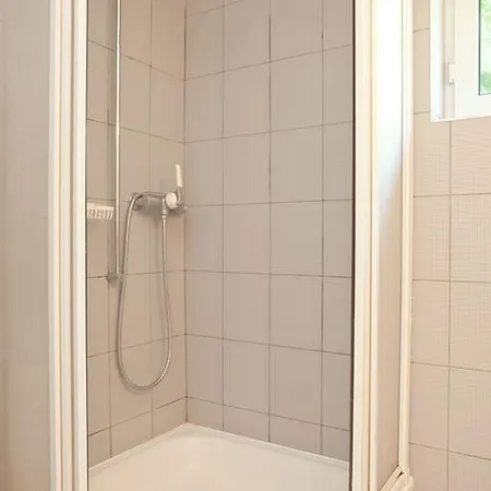 Alpes Et Appartement La Neuveville